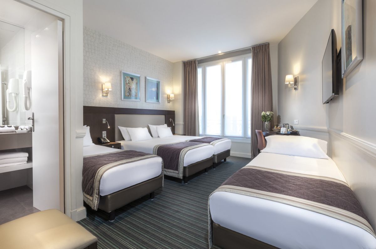 Hotel Elysees Ceramic - Quadruple Room