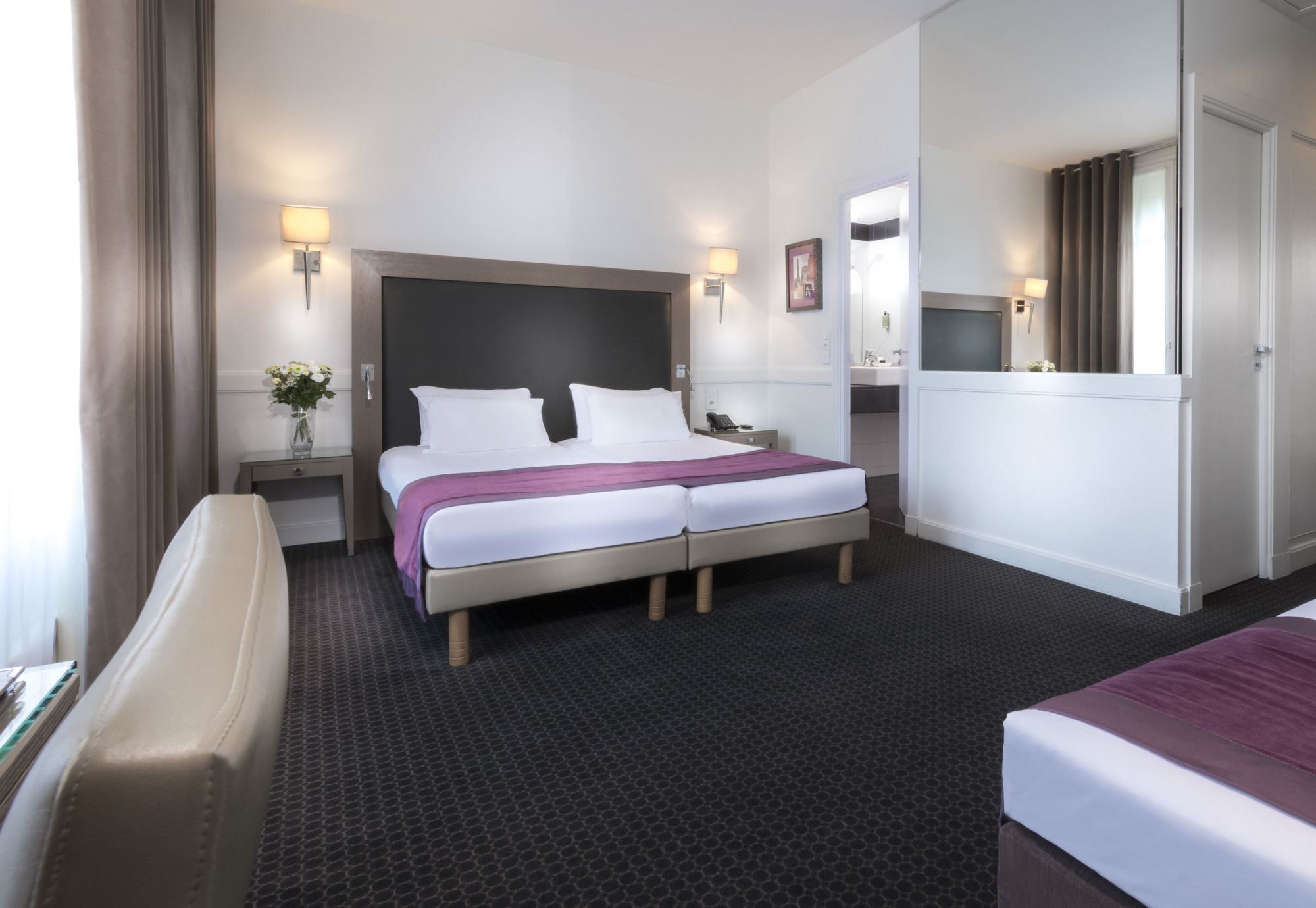 Hotel Elysees Ceramic - Quadruple Room